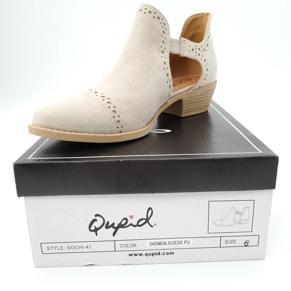 Qupid Sochi-41 Buckle Closure Booties - Picture 7 of 8